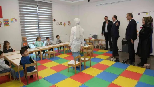 Başkan Alemdar: 'Gençlerimiz için yapılan yatırım ve hizmetler bizim önceliğimiz'