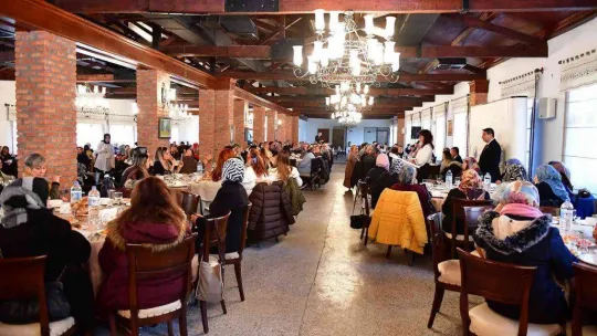 Başkan Balcı Dünya Kooperatifçilik Günü'nde Altıneller Kadın Kooperatifi üyeleri ile buluştu