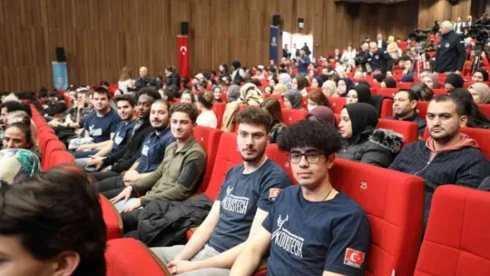 Başkan Büyükakın: 'Kocaeli'nin geleceğinde gençler söz sahibi olacak'