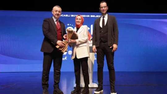 Başkan Büyükakın: 'Kocaeli'nin geleceğinde gençler söz sahibi olacak'