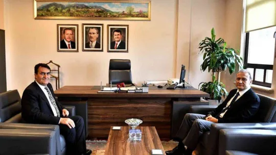 Başkan Dündar, taziyeleri kabul etti