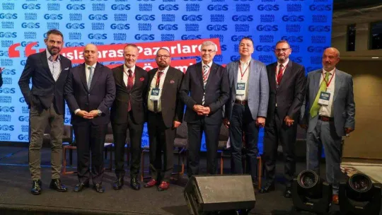 Başkan Ekrem Yüce'ye 'yılın en iyi belediye başkanı' ödülü