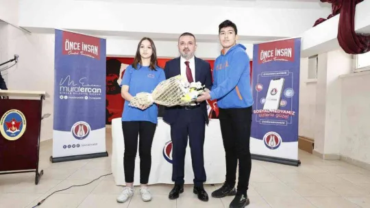 Başkan Ercan'dan öğrencilere destek