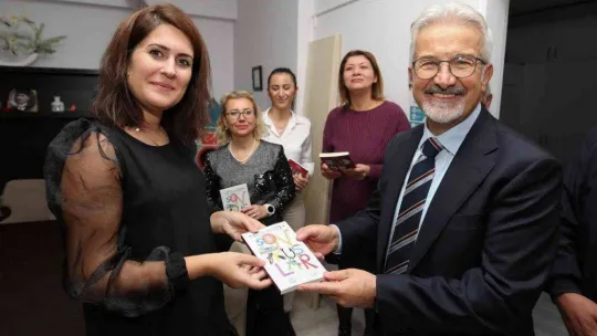 Başkan Erdem'den okullara Öğretmenler Günü ziyareti