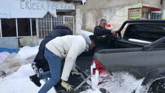 Başkan Esen deprem bölgesinde