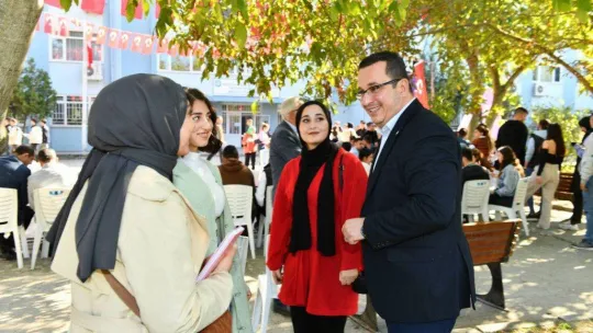 Başkan Kanar, üniversite öğrencileri ile istişarelerde bulundu