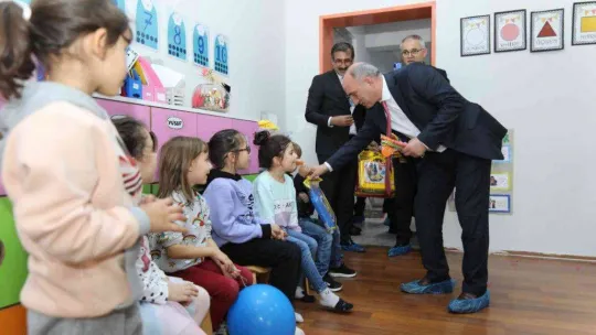 Başkan Kılıç: 'Öğretmenlerimizin hakkını ödeyemeyiz'