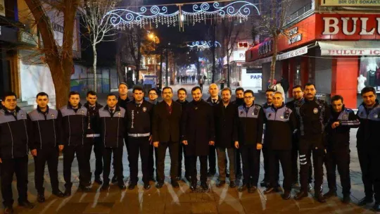 Başkan Özdemir 2023'e işçilerle birlikte girdi