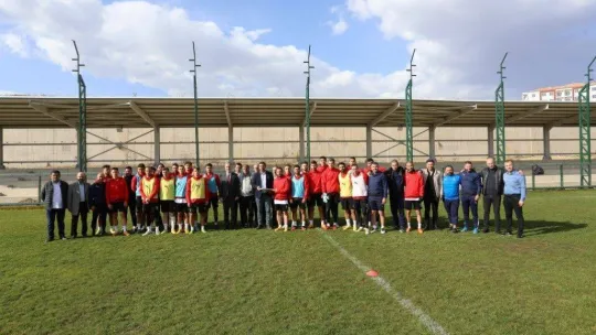 Başkan Taban'dan Sivas maçı öncesi İnegölspor'a moral ziyareti