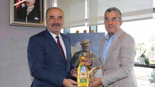 Başkan Türkyılmaz'dan İmamoğlu'na mütareke ziyareti