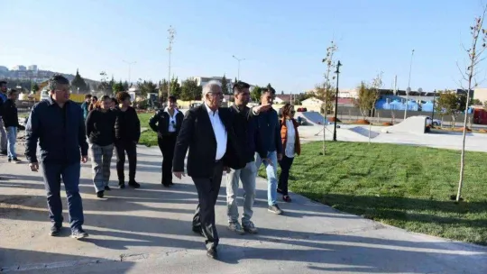 Başkan Ülgür Gökhan, Sağlıklı Yaşam Merkezi'nde incelemelerde bulundu