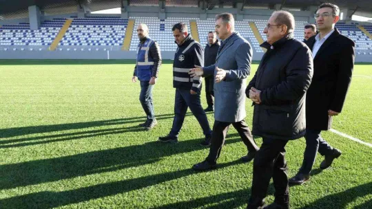 Başkan Usta, Gaziosmanpaşa Şehir Stadyumu'nu inceledi