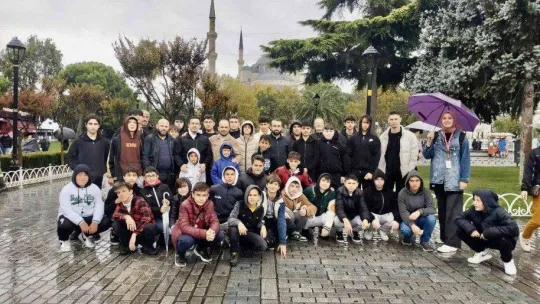 Başkan Yaman, gençlerle birlikte İstanbul'da