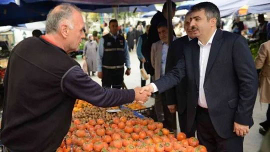 Başkan Yılmaz pazarcı esnafı ile buluştu