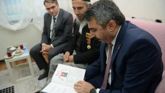 Başkan Yılmaz şehit ailelerini unutmuyor