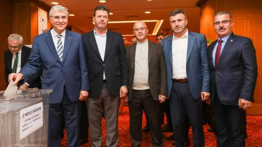 Başkan Yüce, yeniden YERELSEN Genel Başkanı seçildi