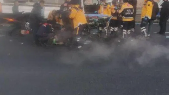 Başkent'te iki servis aracı çarpıştı: 2'si ağır 25 yaralı