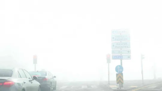 Başkentte karpostallık manzaralar oluşturan sis, havadan görüntülendi