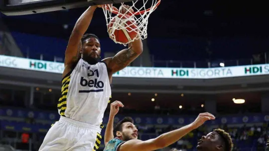 Basketbol Süper Ligi: Fenerbahçe Beko: 100 - P.Karşıyaka: 88
