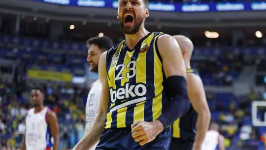 Basketbol Süper Ligi: Fenerbahçe Beko: 93 - A.Efes: 90