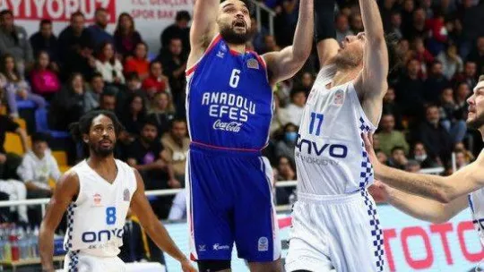 Basketbol Süper Ligi: Onvo Büyükçekmece Basketbol: 81 - A.Efes: 76