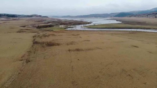 Bayramiç Barajı kuruma noktasına geldi