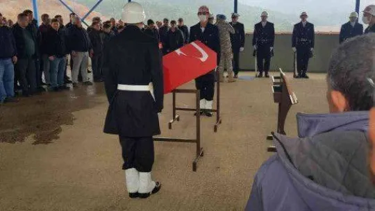 Bayramiç'te kazada hayatını kaybeden sözleşmeli Uzman Erbaş toprağa verildi