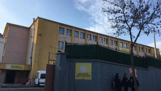 Bayrampaşa ve Gaziosmanpaşa'da okul çevresinde güvenlik denetimi