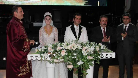 BBP lideri Destici aşiret düğününe katıldı