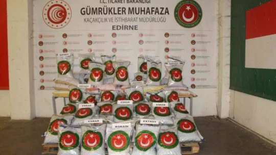 Bebek bezlerinden 442 kilogram uyuşturucu madde ele geçirildi