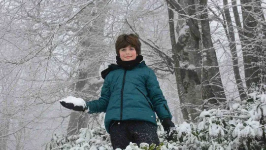 Beklenen kar gelince vatandaşlar soluğu Kartepe'de aldı