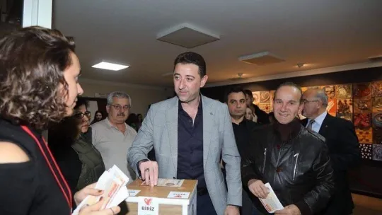 Belediye başkanı minik hasta için oyunculuk yaptı