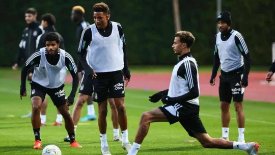 Beşiktaş, Antalya kampında çalışmalarına devam etti