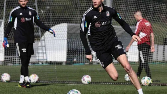 Beşiktaş, derbi hazırlıklarını sürdürdü