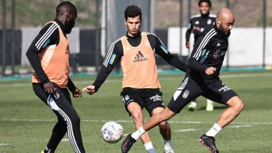 Beşiktaş, derbi hazırlıklarını sürdürdü