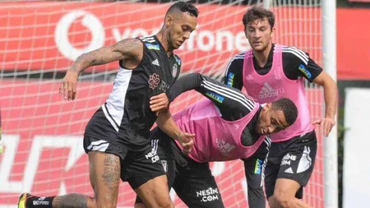 Beşiktaş, kondisyon ve taktik çalıştı