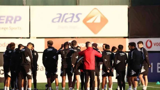 Beşiktaş, kondisyon ve taktik çalıştı