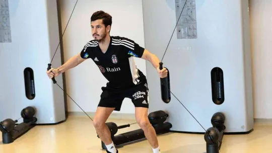 Beşiktaş salonda çalıştı