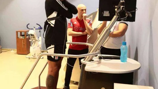 Beşiktaş salonda çalıştı
