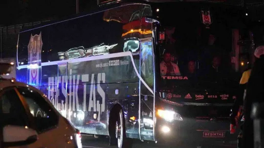 Beşiktaş stada geldi