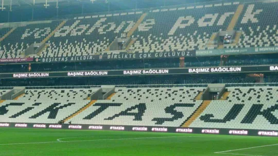 Beşiktaş stadında taziye mesajı