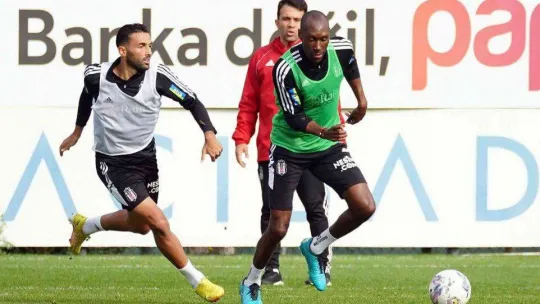Beşiktaş'ta neşeli antrenman