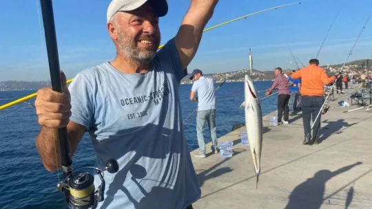 Beykoz'da 200 kişinin katıldığı 'Balık Tutma Yarışması' renkli görüntüler oluşturdu