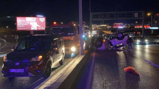 Beylikdüzü E-5 kara yolunda zincirleme trafik kazası: 4 yaralı