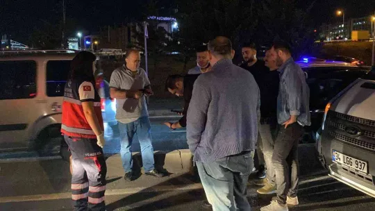 Beylikdüzü E-5 kara yolunda zincirleme trafik kazası: 4 yaralı
