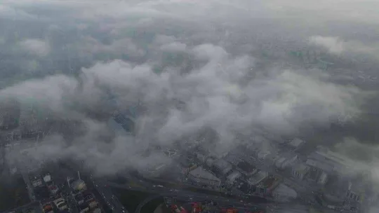 Beylikdüzü'nde sis havadan görüntülendi