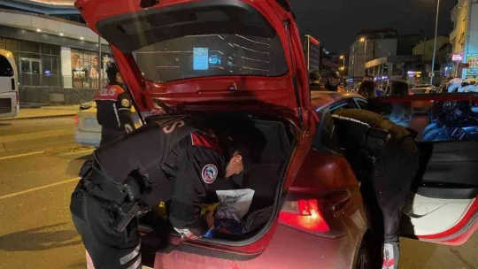 Beyoğlu'nda geniş çaplı denetim: 1 gözaltı