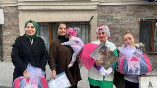 Beyoğlu'nda yeni doğan 5 bin 546 bebeğe 'Hoş Geldin' ziyareti