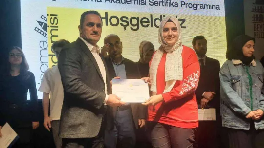Beyoğlu Sinema Akademisi öğrencileri sertifikalarını aldı