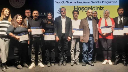 Beyoğlu Sinema Akademisi öğrencileri sertifikalarını aldı